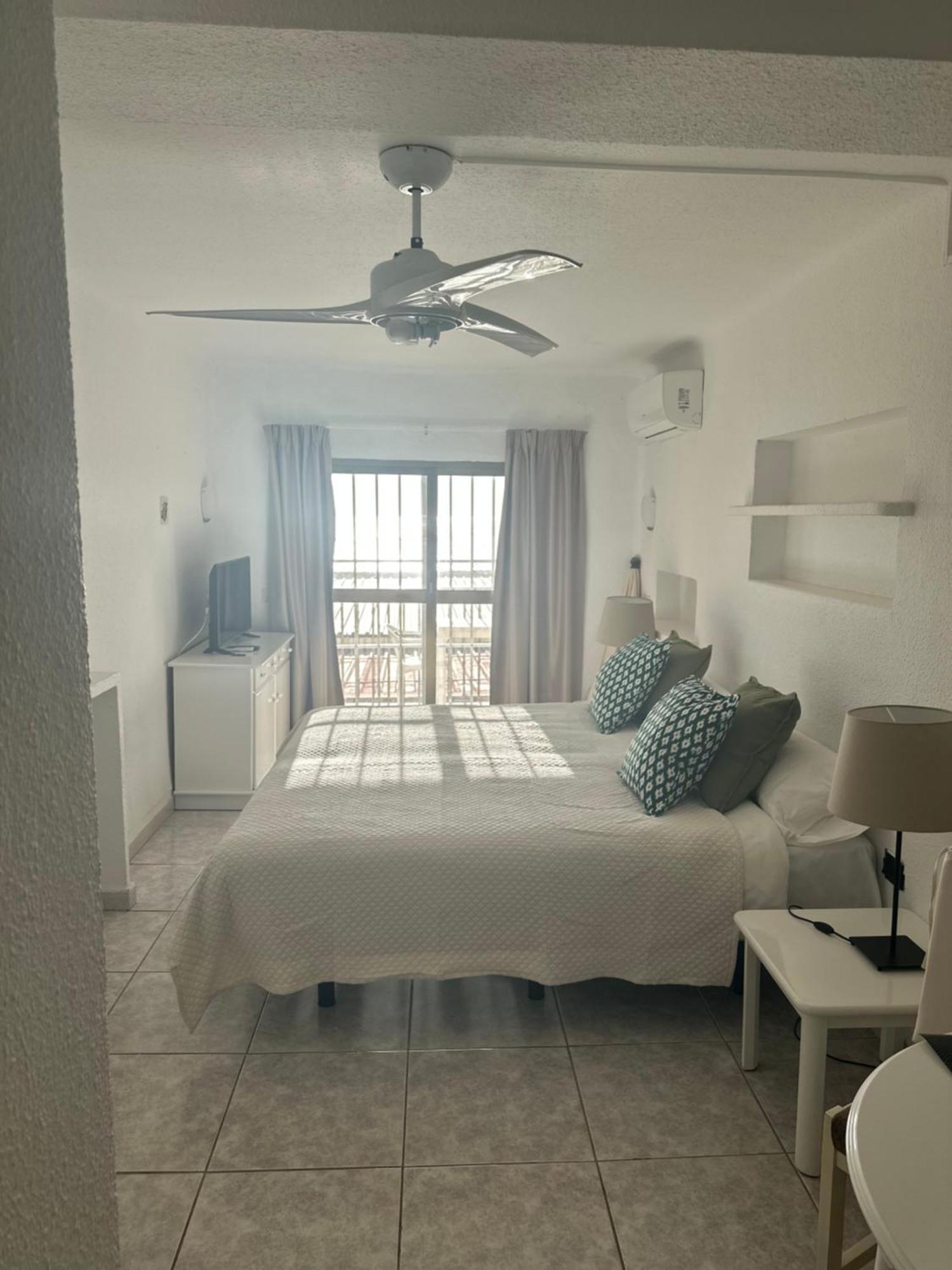 Apartamentos Casa Blanca Torremolinos Exteriör bild