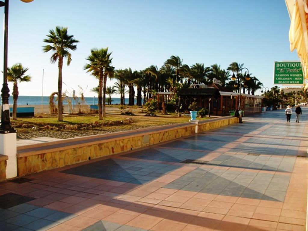 Apartamentos Casa Blanca Torremolinos Exteriör bild